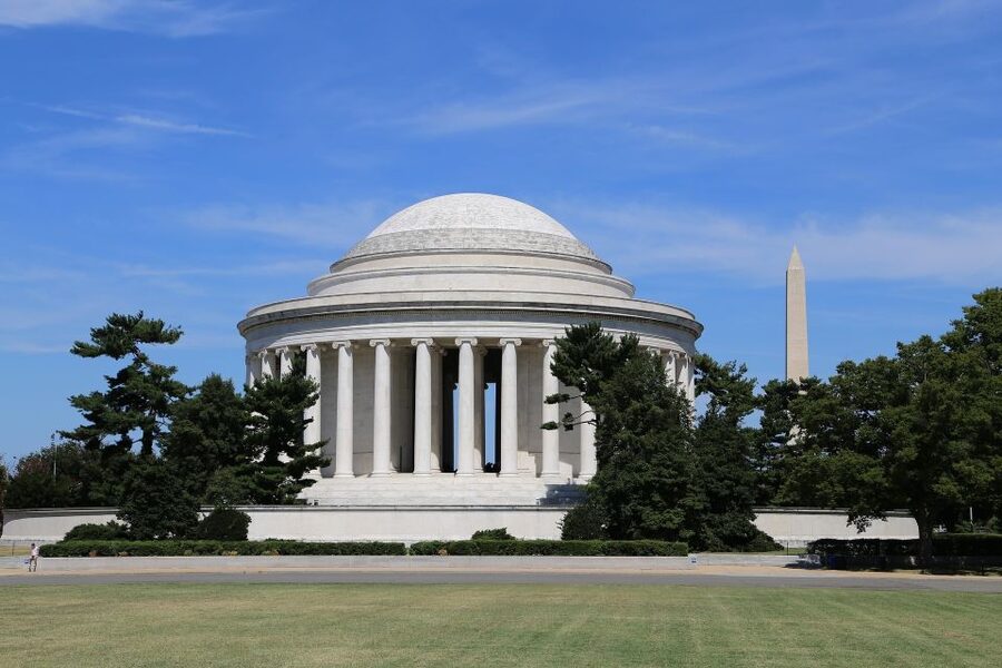 2 For 1! DC Highlights & Arlington Cemetery Tour Bundle - Pace, group experience, and when this tour fits you