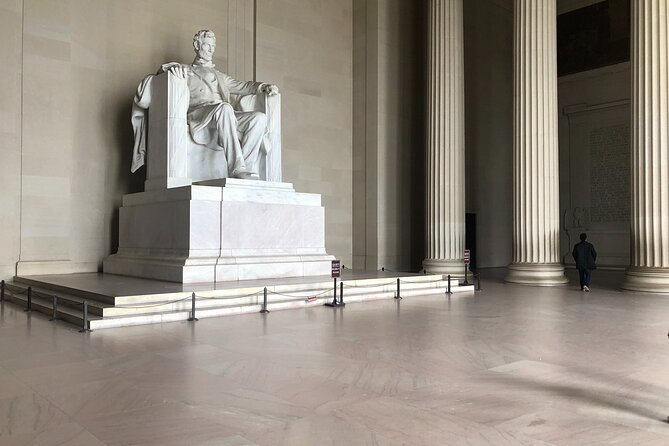 2-Hour National Mall Walking Tour from Washington DC - Lincoln Memorial: The Finish Line for the Big DC Story