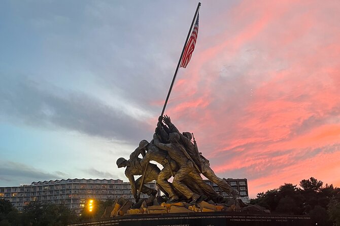 3- Hour Private Customizable Moonlight Washington DC Tour - Korean War, Vietnam Veterans, And WWII Memorials: Meaningful Night Stops