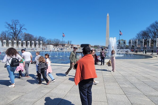 4-Hour Guided Tour in Spanish to Discover Washington DC - Arlington National Cemetery: the Kennedy graves and time to reflect