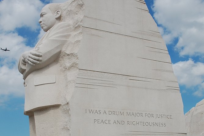African American History Tour with Museum of African American History Ticket - Lincoln Memorial: March on Washington and names you’ll recognize