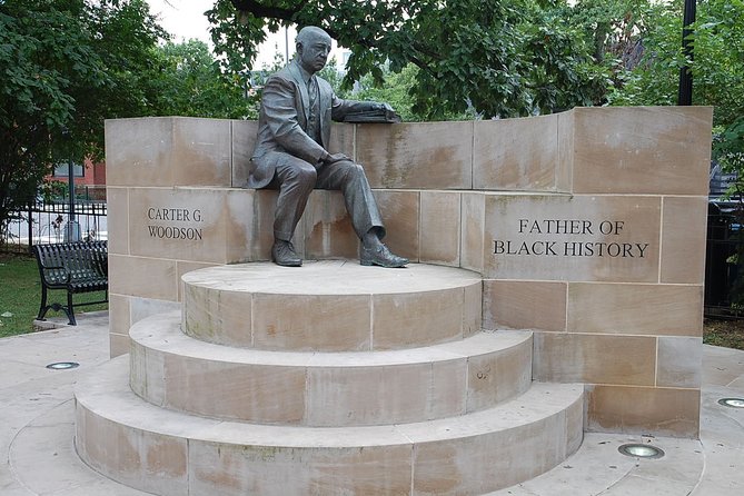 African American History Tour with Museum of African American History Ticket - Martin Luther King, Jr. Memorial: quotes, symbols, and the making of the site