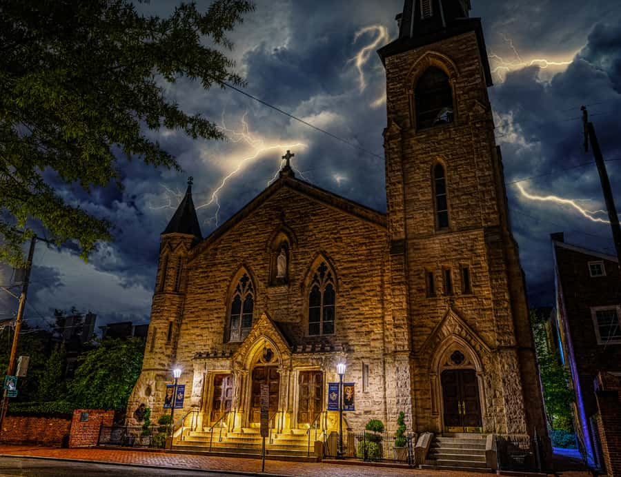 Alexandria: Phantoms of the Potomac Walking Tour - The 8 PM timeline, and how long you’re really out there