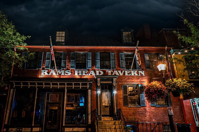Annapolis Ghost Tours Boos & Booze Haunted Pub Crawl - Meeting at 22 Market Space, then a route that keeps you moving