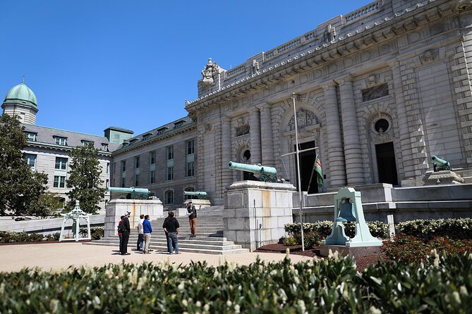 Annapolis Historic Walking Tour at Harbor and Naval Academy - Stop 5, the Maryland State House: Washington’s resignation and the first peace-time capital