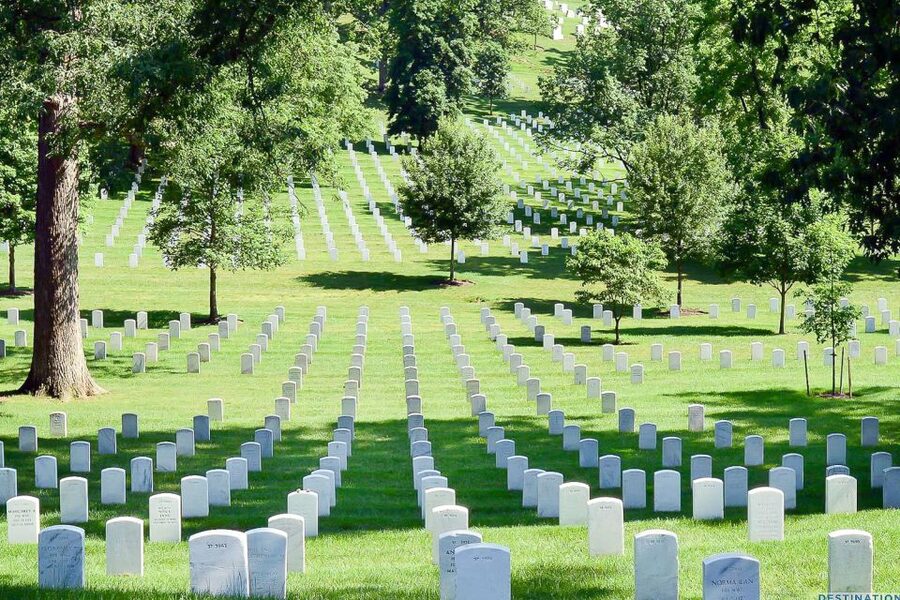 Arlington Cemetery & Changing of the Guard Semi-private 12pp - Space Shuttle memorials: Columbia and Challenger