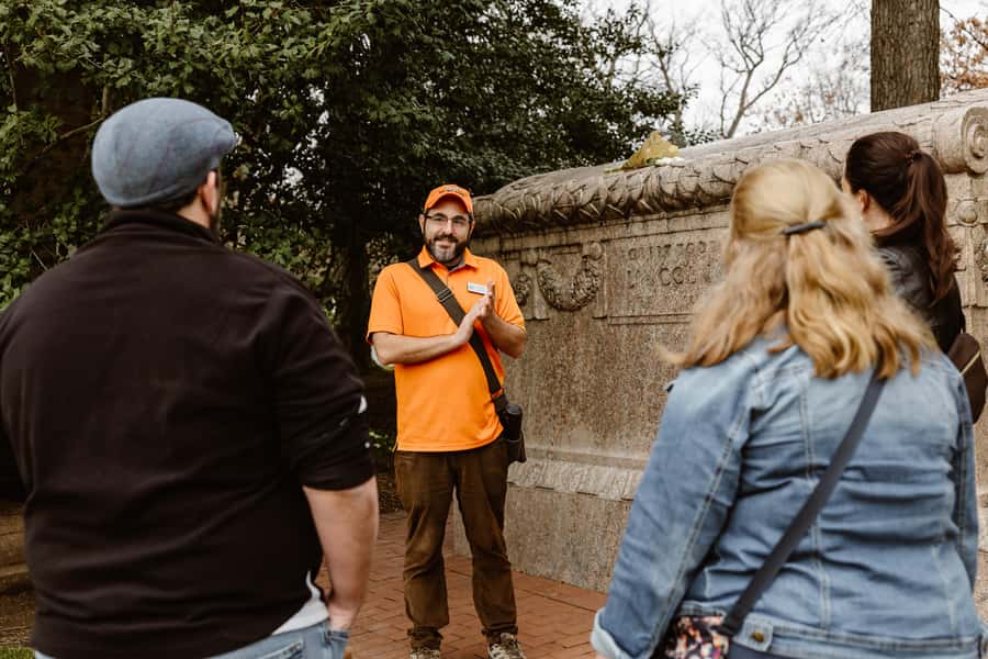 Arlington Cemetery: Kennedy Memorials & Changing of Guard - Small Group, Good Pacing, and the Real-Life Limits of a Walking Tour