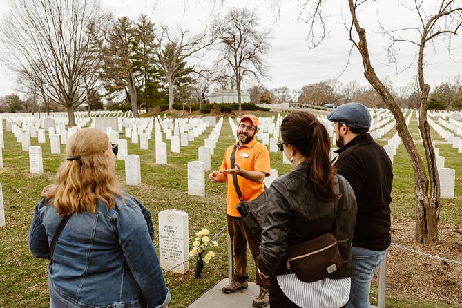 Arlington Cemetery: Kennedy Memorials & Changing of Guard Walking - Starting at Fort Myer: where the tour begins and how it flows