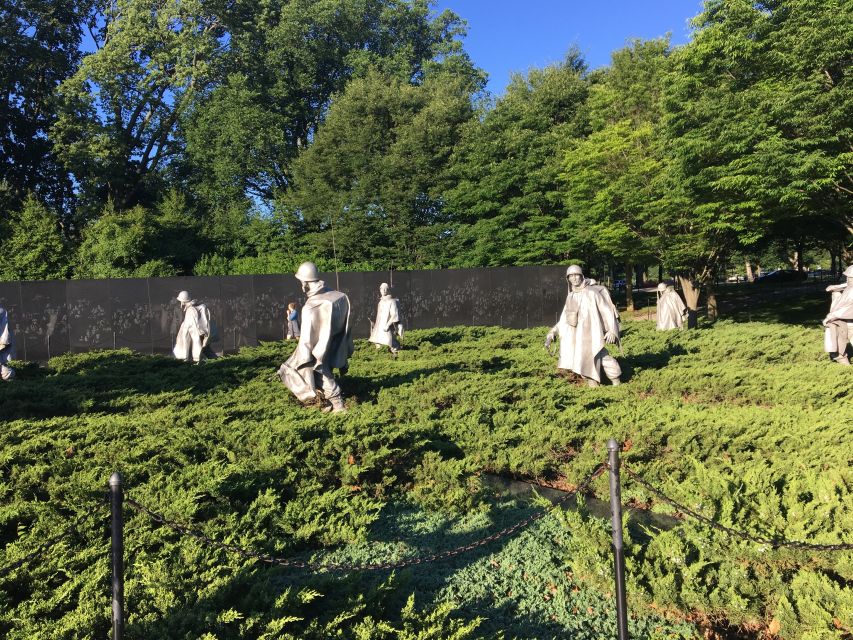 Arlington Cemetery Walk with National Mall Night Bus Tour - First steps: where you meet and how the Arlington tour begins