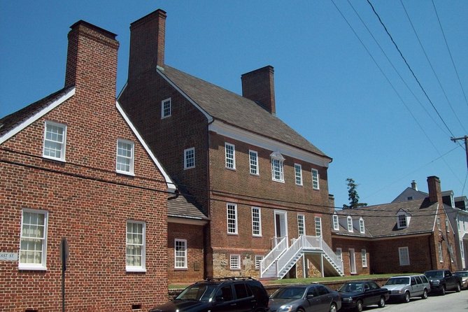 Awesome Scavenger Hunt: Annapolis Red Bricks & Blue Views - Start smart at 100 State Cir, Annapolis
