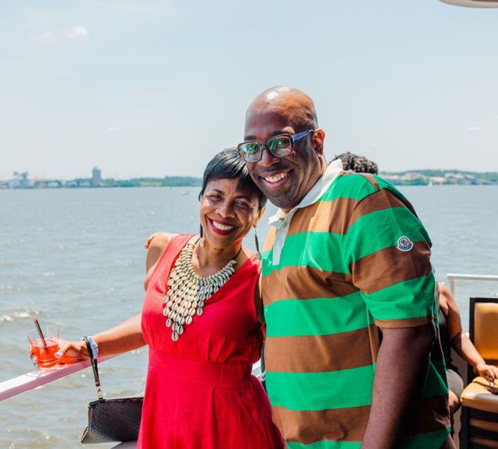 Baltimore: City Cruises Inner Harbor Sightseeing Cruise - Snacks, Drinks, and the Onboard Pace