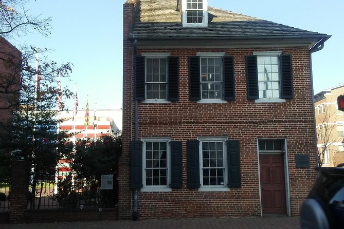 Baltimore's Cruise ship Tour-shuttle service - A 2-hour cruise connection that actually shows you Baltimore