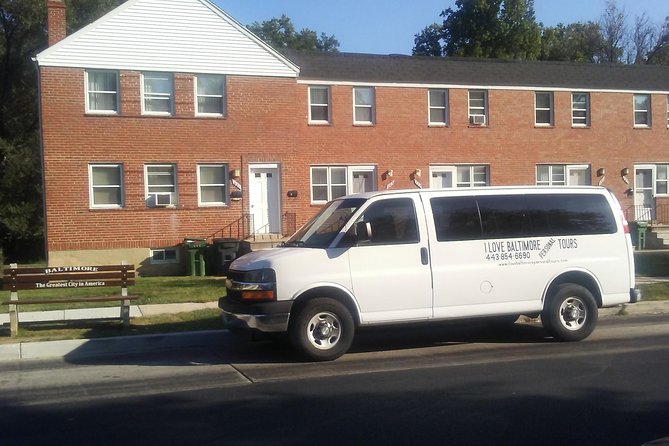 Baltimore's Historical Sightseeing Tour - The core experience: Inner Harbor orientation plus neighborhood storytelling