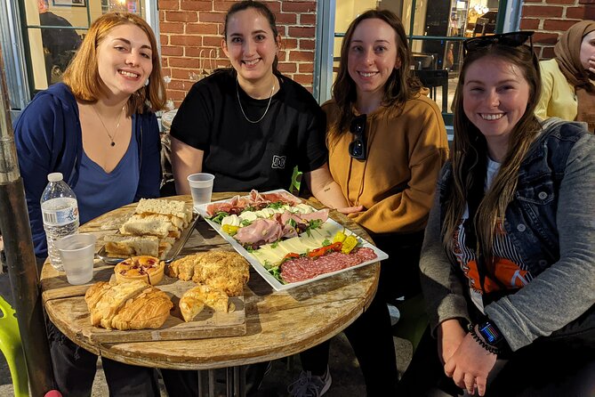 Baltimore Walking Foodie Tour in Fells Point - Drinks: one included, extra by choice