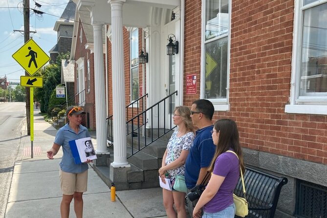 Battle in the Street in Gettysburg: An Evening Walking Tour - Small group limits to up to 6: why that matters on the street