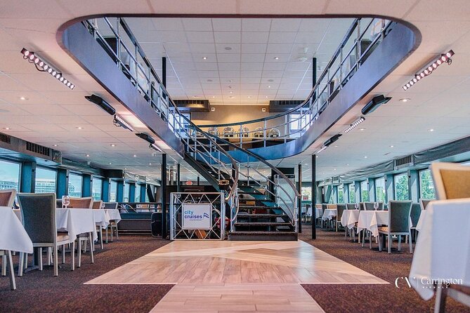 City Cruises Washington DC: Buffet Dinner Cruise - DJ entertainment, dancing, and how to match your mood to the crowd