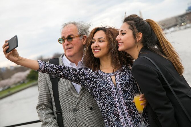 City Cruises Washington DC: Signature Mimosa Brunch Cruise - Meeting at 580 Water St SW, and how to not get left at the dock