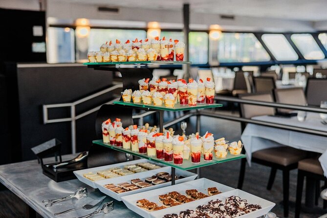 City Cruises Washington DC: Signature Mimosa Brunch Cruise - Brunch and drinks: what is included, what is extra