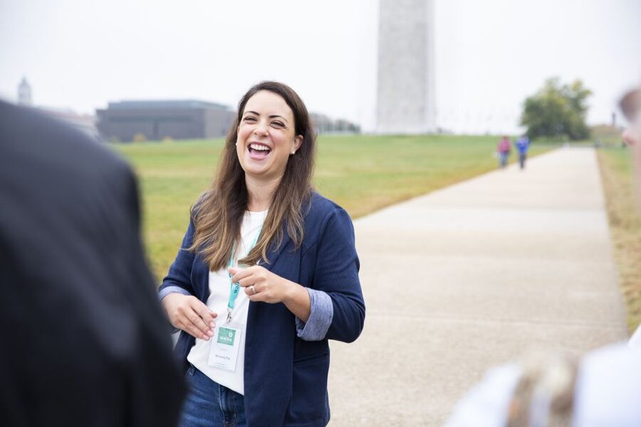 DC: Guided National Mall Tour & Washington Monument Ticket - Vietnam War Memorial: Maya Lin, Names, and What to Notice