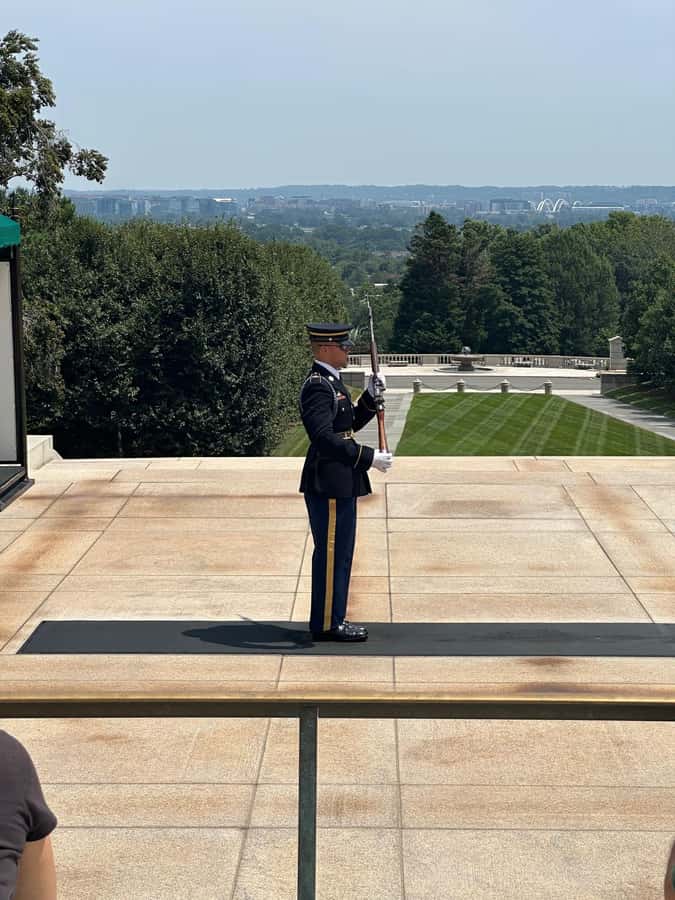 DC: Hop-on Hop-off Tour by Open-top Bus with 17 Stops - National Mall essentials, from Lincoln Memorial to the White House