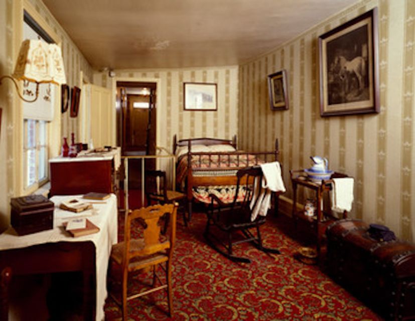 DC: Lincoln Assassination Walking Tour with Ford's Theatre - Ford’s Theatre: seeing the moment where history broke
