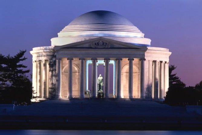 DC Memorials Night Tour: Glass-Roof Convertible Upgrade Option - The stops in order: a night loop built around big monuments