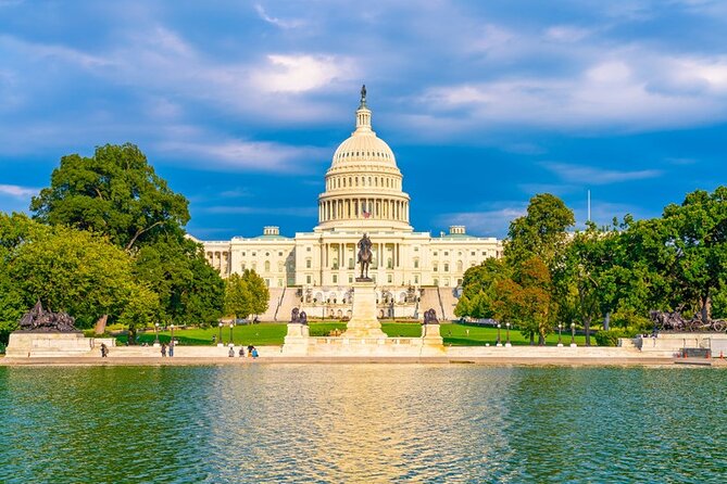 DC Monuments and Memorials Tour Day Tour - Thomas Jefferson Memorial: Pantheon-style calm by the Tidal Basin