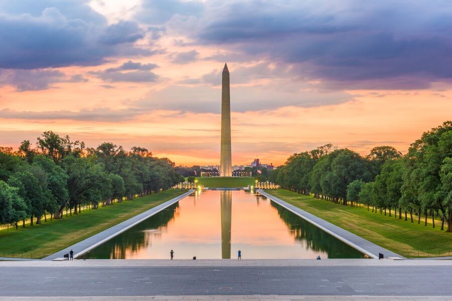 DC Monuments: Small Groups, Big Ideas Walking Tour - Key moments that make this tour worth your time