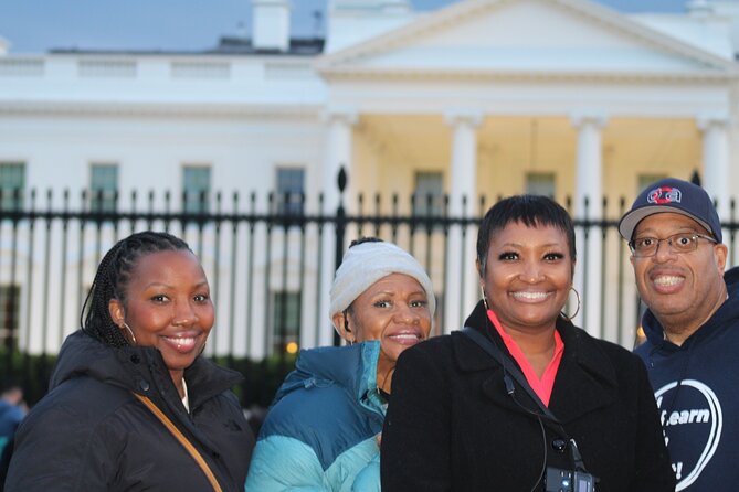 DC Night Tour With Magic LED- Pick Up/Drop, Snacks, LED Bracelets - Should You Book This DC Night Tour With Magic LED?