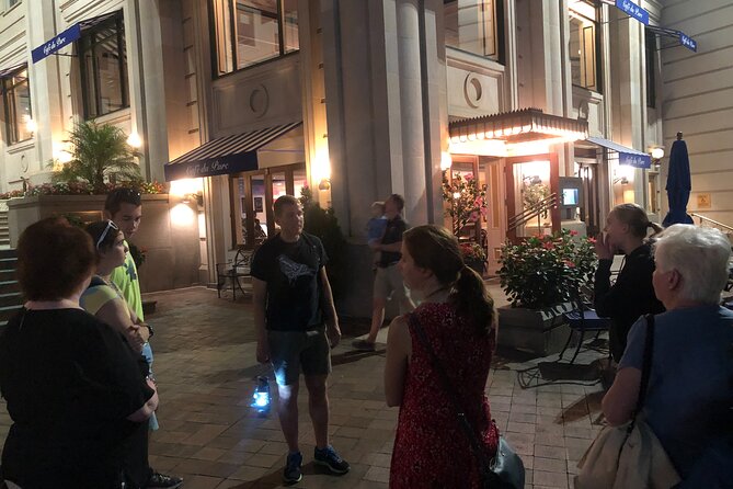Dreaded Dead Descent of the District: DC Ghost Tour - White House Visitor Center and Blair House: power, guests, and ghosts