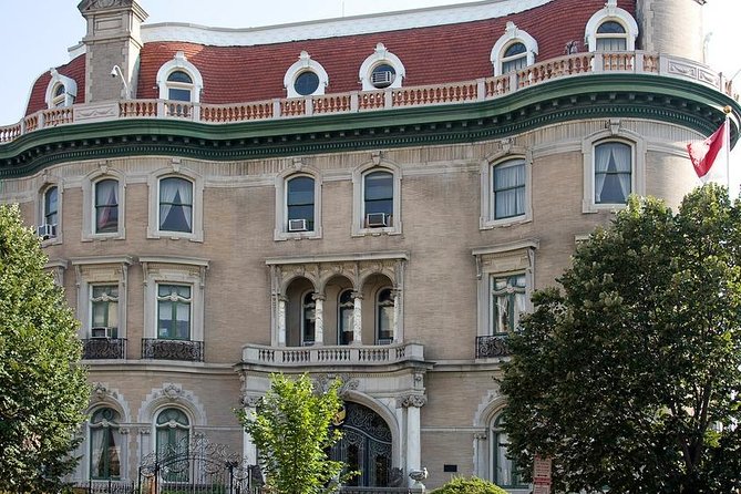 Dupont Circle Food Tour - Group size, comfort, and how to make the experience smoother