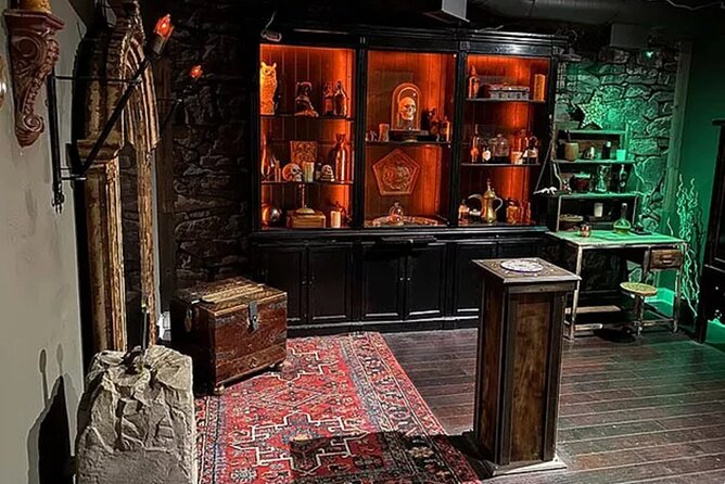 Escape Room Live Alexandria: 60-Minute Adventures - Not scary, not dark: the room design choice that changes everything