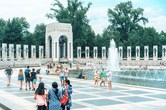 Full Day DC: City Bus Tour, Seasonal Boat Cruise, Entry Tickets - Georgetown Lunch Break and the Boat Day Bonus