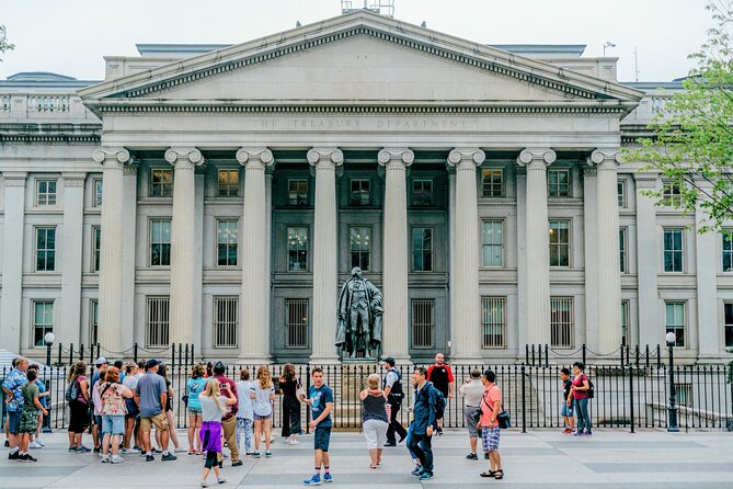 Full-Day Tour of Washington DC with Mount Vernon & Old Alexandria - The Memorial Chain: FDR Through Vietnam Veterans Memorial