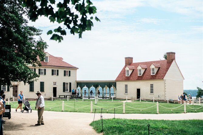 Full-Day Tour of Washington DC with Mount Vernon & Old Alexandria - George Washingtons Mount Vernon: The Included Audio Tour and 2 Hours