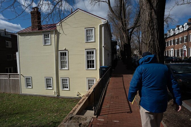 Georgetown Walking Tour: Spies, Presidents, and Exorcist Steps - FAQ