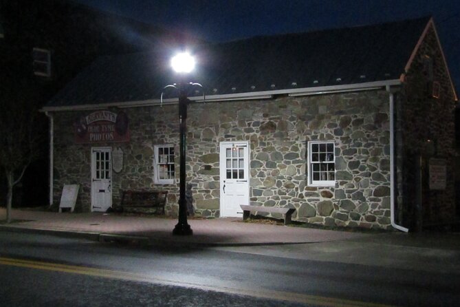 Gettysburg: Ghost Hunt Tour with Ghost Hunting Equipment - The History Walk Through Old Town Streets and Battle-Era Stories