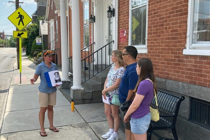 Gettysburg One-Hour Walking Tour: The Civilian Experience - Meet at Hotel Gettysburg on Lincoln Square and Start Easy