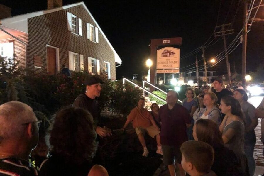 Gettysburg: Ultimate Dead of Night Haunted Ghost Tour - The Civil War setup: learning the tragedy behind the hauntings