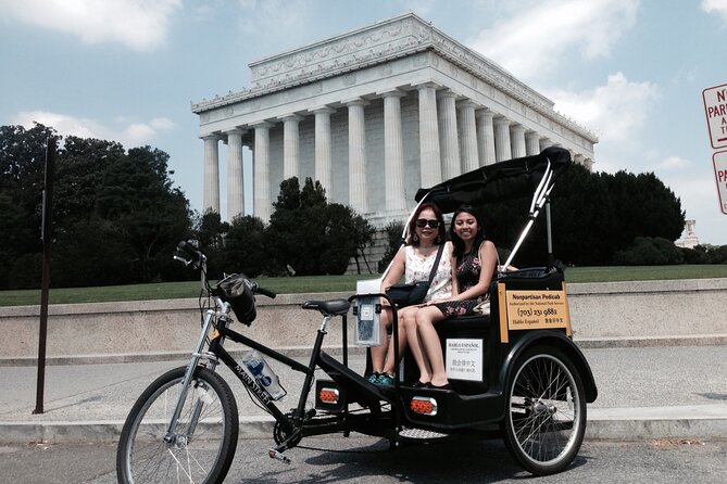 Grand Monuments & Memorials Tour - Lincoln Memorial: the “most beautiful monument” moment plus interior time