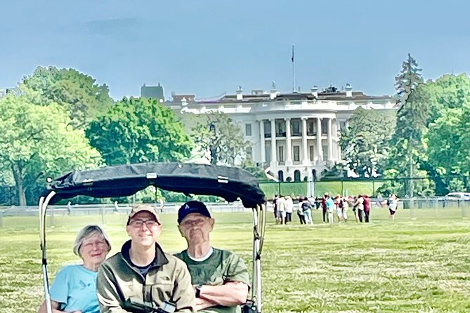Grand Monuments & Memorials Tour - MLK Memorial and the statue views