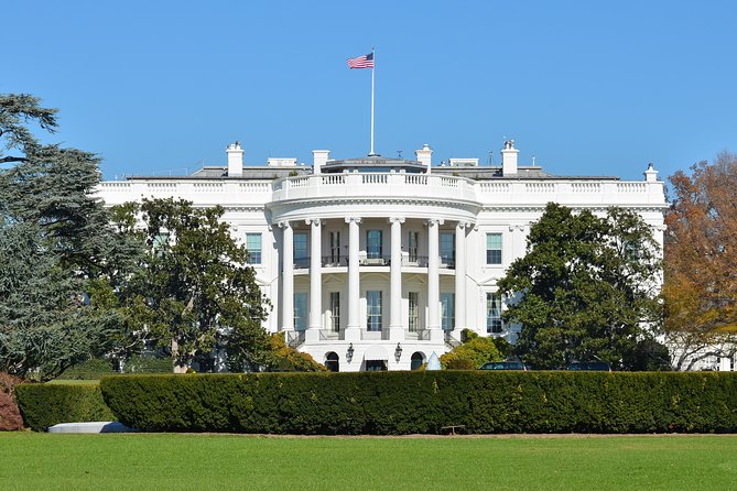 Grand Sightseeing Tour of Washington DC - Memorials that do the heavy lifting, and what to look for
