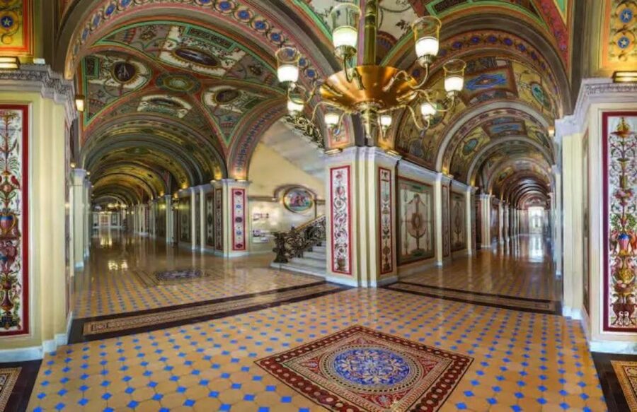 Guided Capitol Hill with US Capitol & Library Congress Entry - Library of Congress and Jefferson’s original library: the star stop