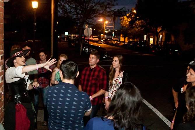 Haunted Washington D.C. Booze and Boos Ghost Walking Tour - Price and value: what $34.68 buys you in D.C.