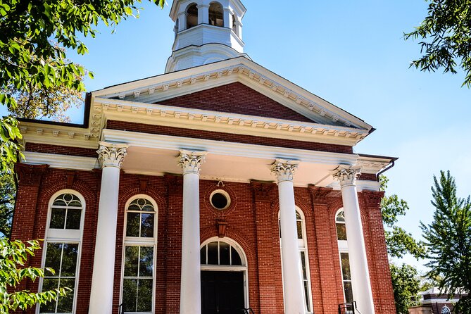 Historic Leesburg Guided Walking Tour - Stop-by-stop: from the Tally Ho Theater to the Loudoun County Courthouse