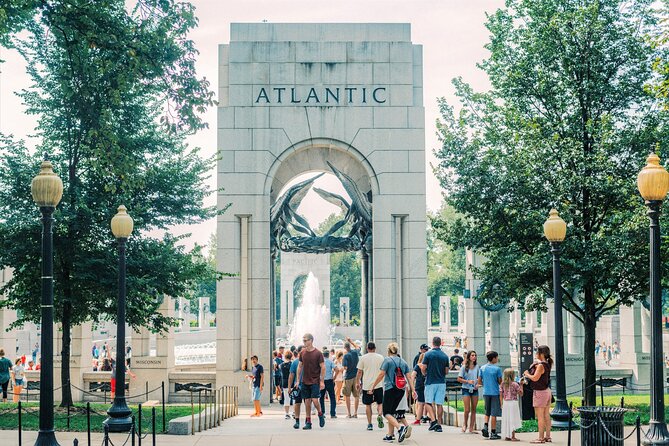 National Mall Tour with 10+ Stops, Boat Cruise, Entry Tickets - Winter routing and cherry blossom season, plus the Potomac River cruise reality