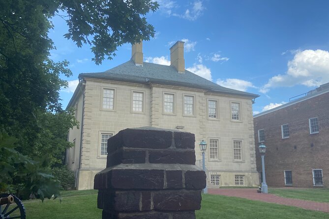 Old Town Alexandria (Entry to Gadsby's Tavern & Christ Church) - Price and Logistics for an Old Town Alexandria 2-Hour Walk