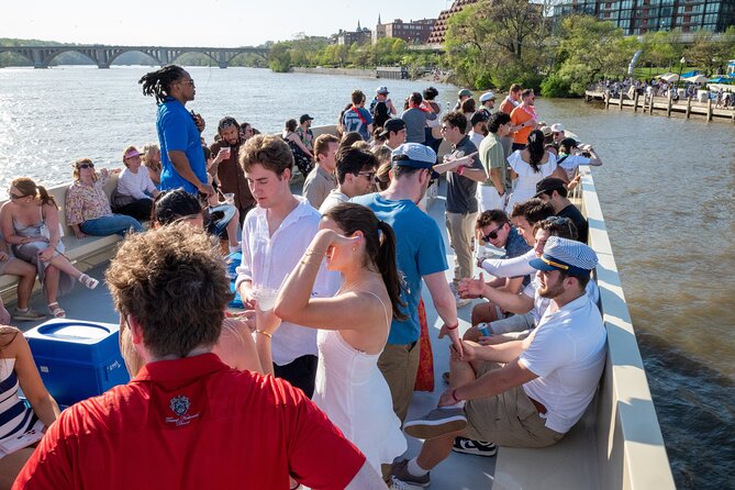 Party Yacht Cruise along Potomac River - Kennedy Center on the Water: Arts Views With Real City Energy