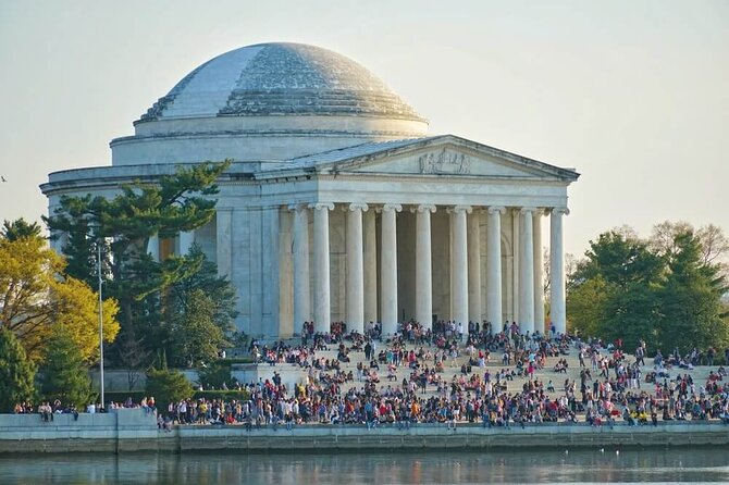 Private 3 Hour Highlights Tour Washington DC for up to 10 Guests - Korean War and Vietnam Veterans: two stops that feel different in person