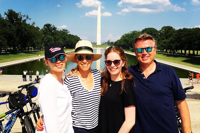 Private Family-Friendly Bike Tour of DC - The Mall ride: Smithsonian sightlines without the full-day planning